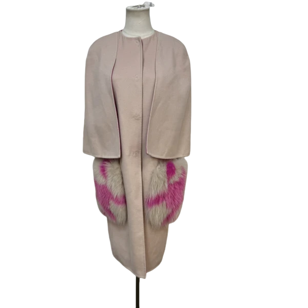 妃鱼/芬迪/羊毛/大衣/95新/马一三零