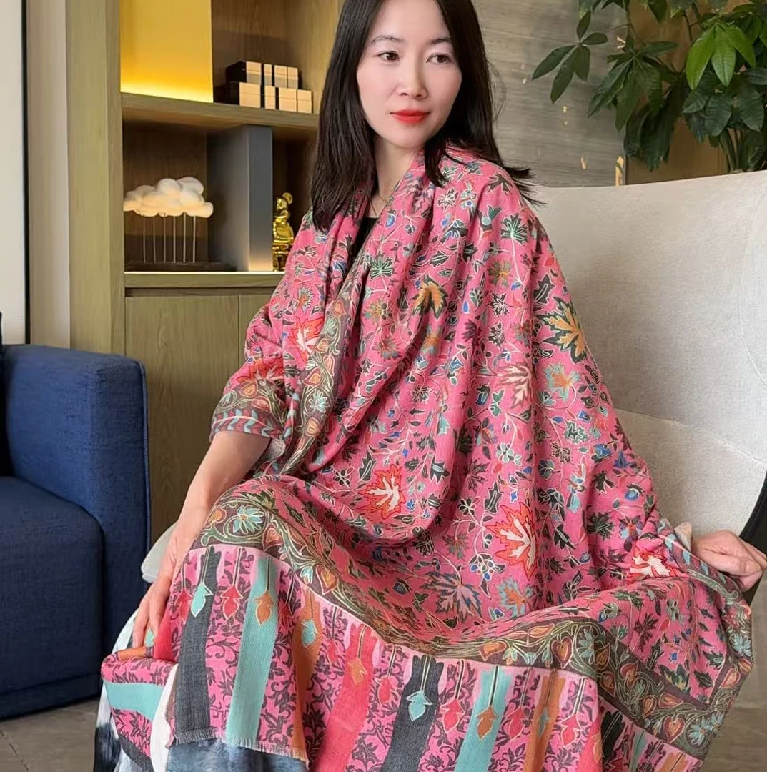 刘亦菲明星同款克什米尔纯羊绒满刺绣大卡尼保暖气质围巾披肩