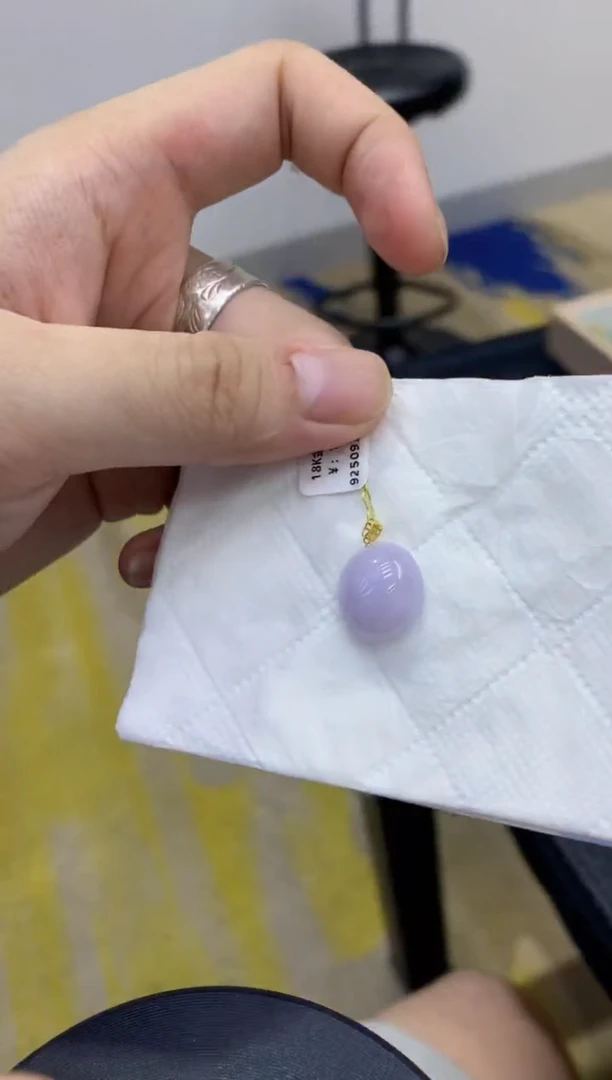 颈饰18K金镶嵌翡翠天然缅甸翡翠A货