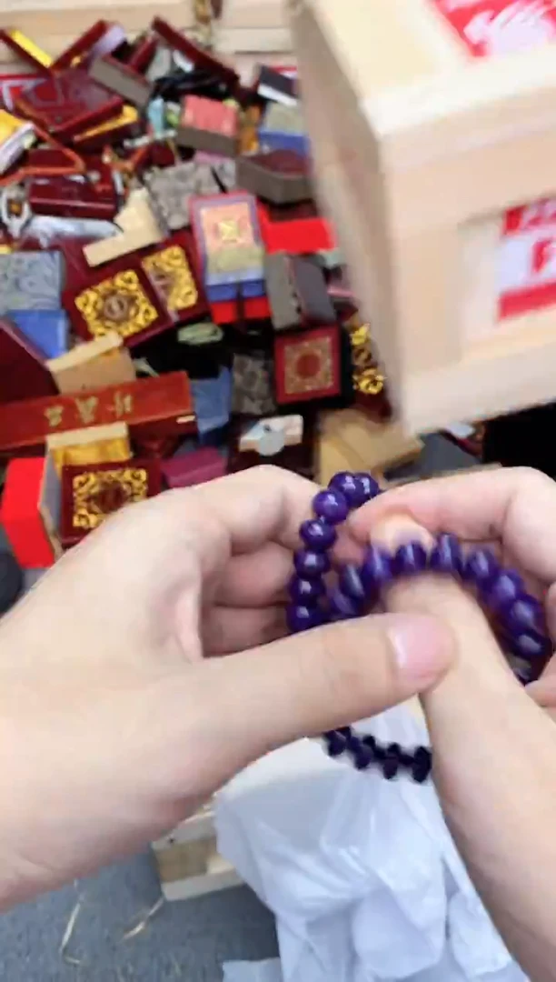 精选闪购手串搭配无礼盒