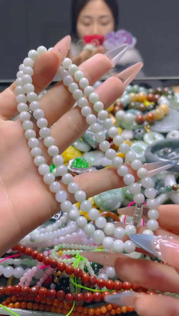 颈饰未镶嵌翡翠5MM