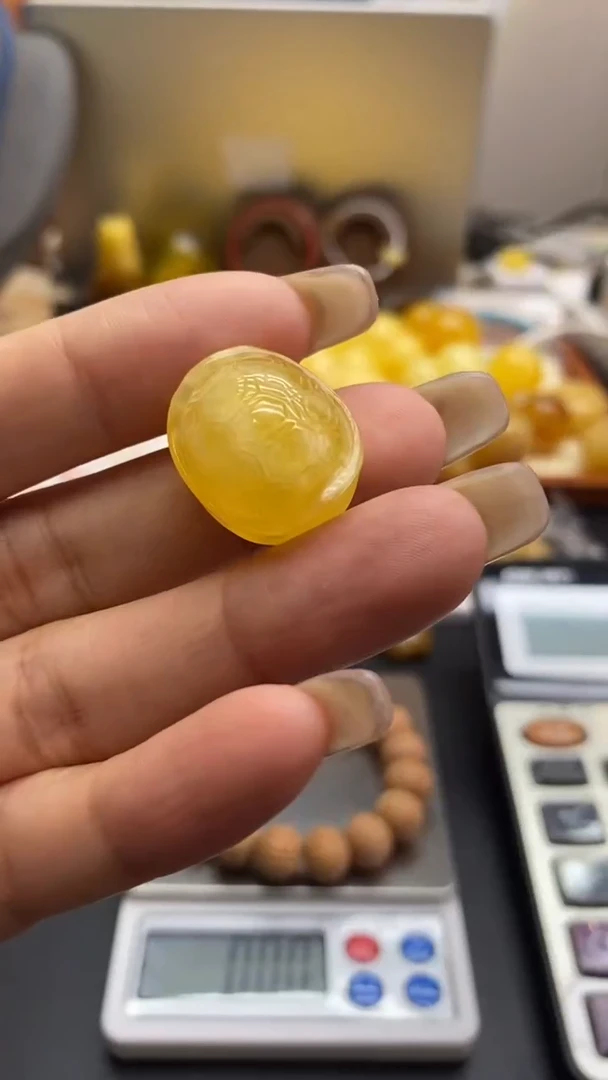 琥珀未镶嵌珠宝奇石诗***啦2548