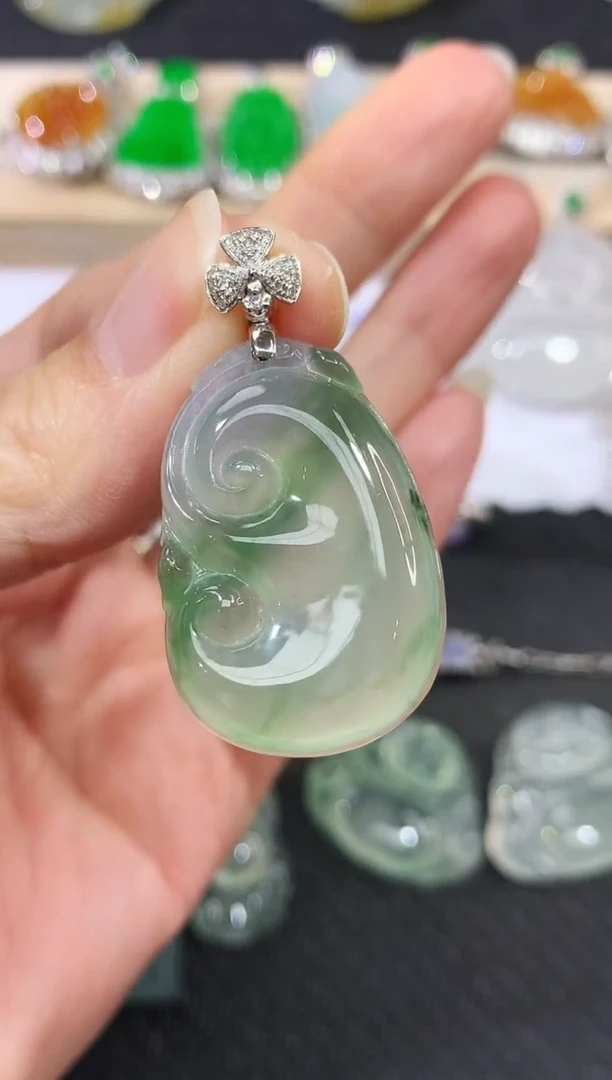 吊坠(不含链)18K金镶嵌翡翠76|5500