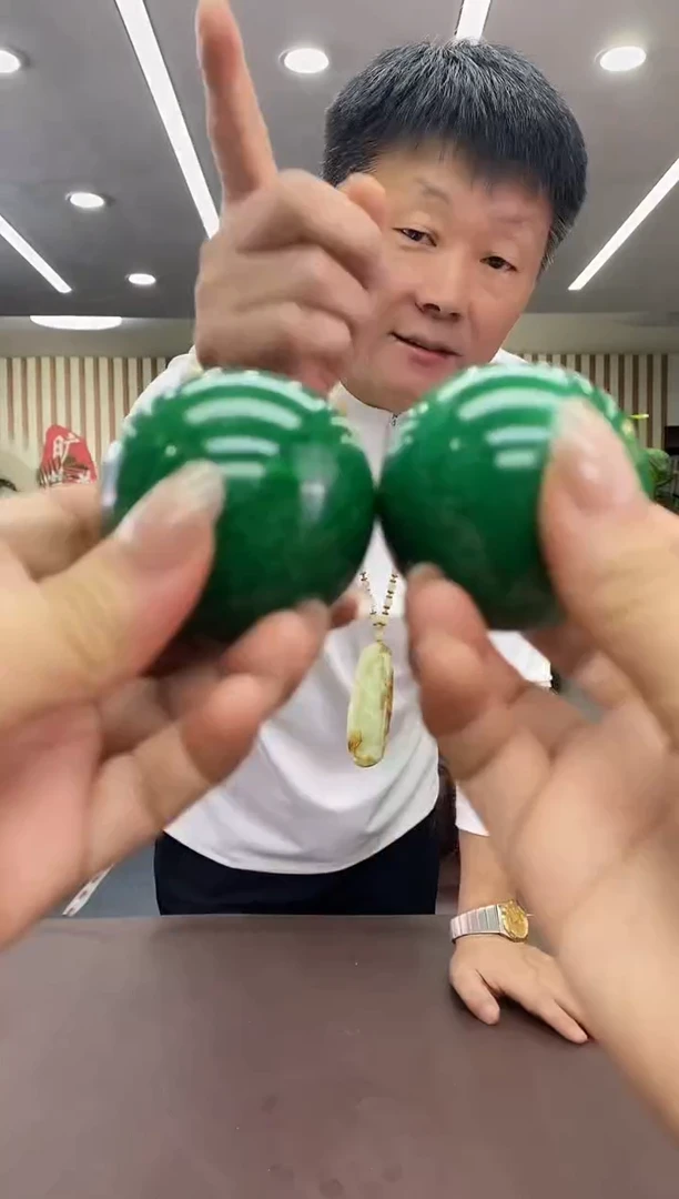 缅甘.青手球多样式发货随机发一