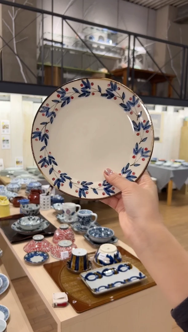 瓷Ivy プレート　18cmIvy プレート　18cm