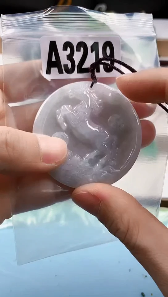 翡翠未镶嵌颈饰天然翡翠吊坠挂件