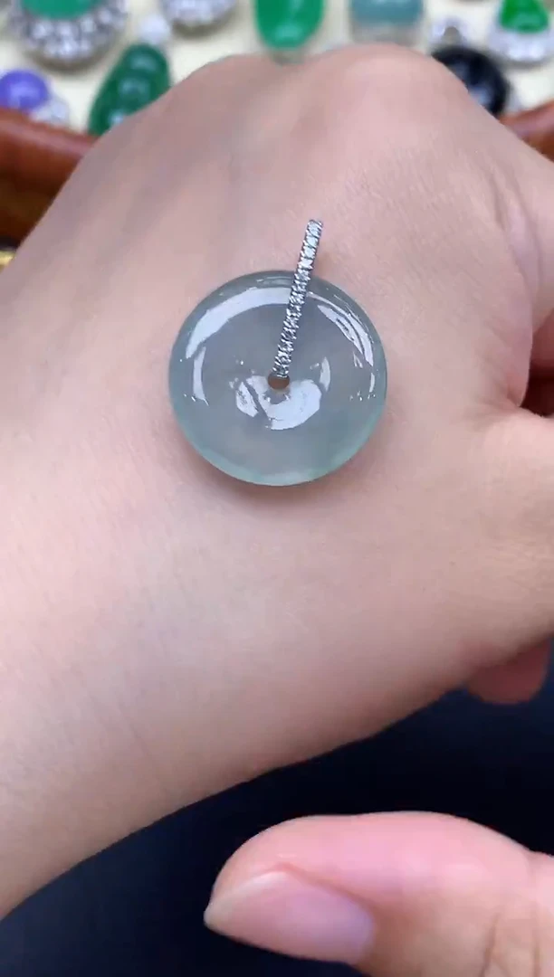 颈饰18K金镶嵌翡翠130-中国好珍宝