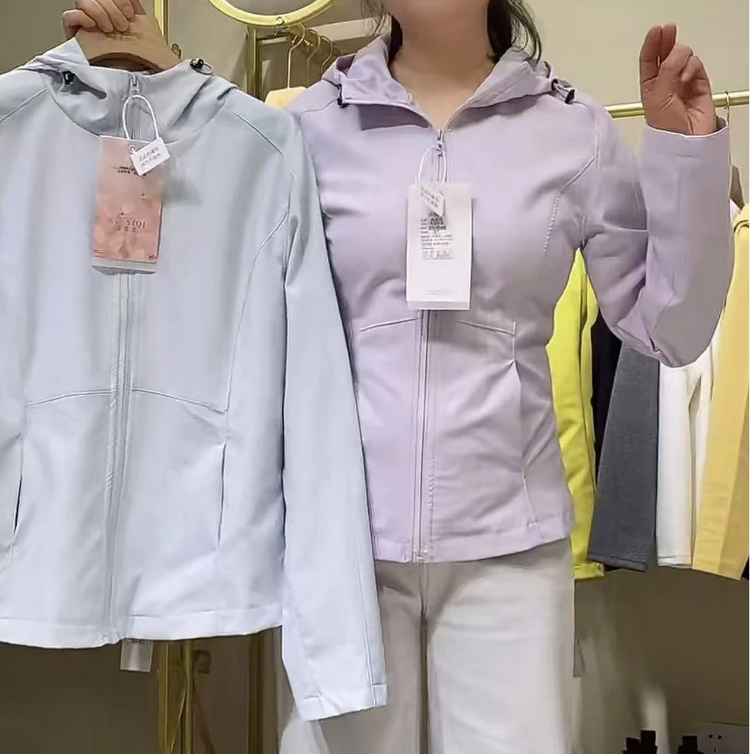 【现货】春季新款软壳冲锋风衣短外套超显瘦
