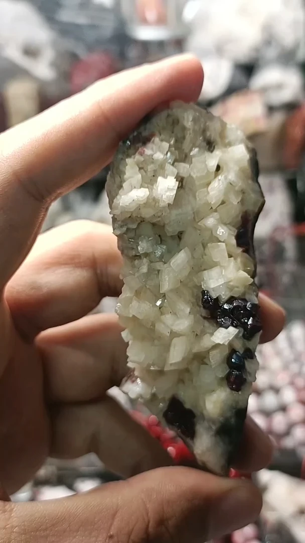 天然辰砂天然原石晶体颗粒矿标