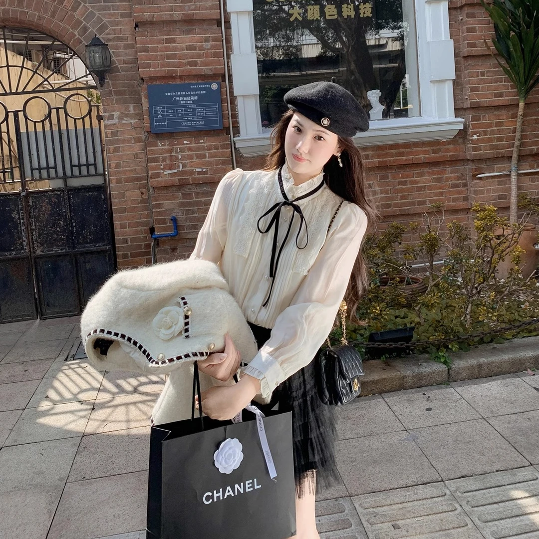 鱼兔子的兔子蝴蝶结装饰加绒雪纺衬衫女冬季2024新款内搭打底衫