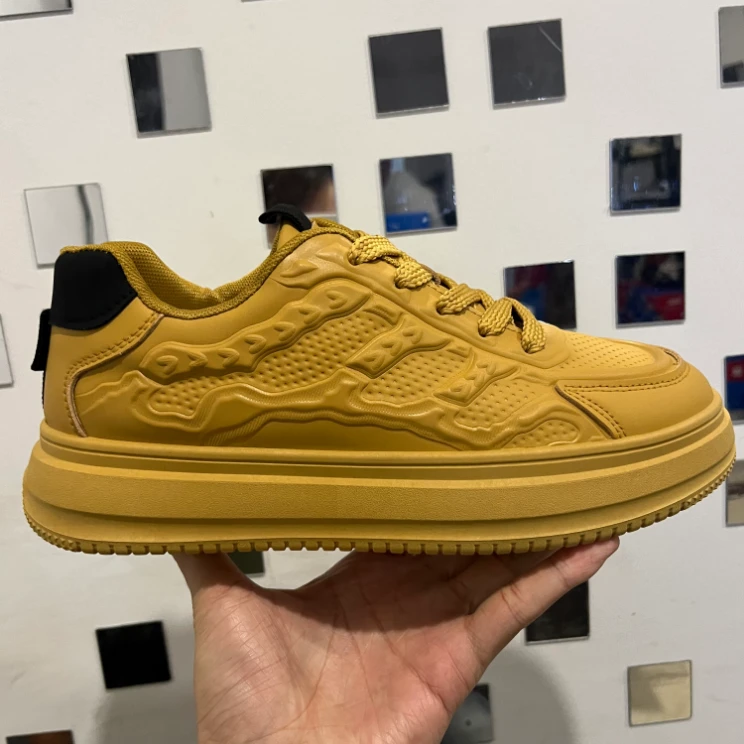 【奕星】清仓大嘴猴低帮板鞋2025秋季新款大黄蜂潮流ins休闲鞋男