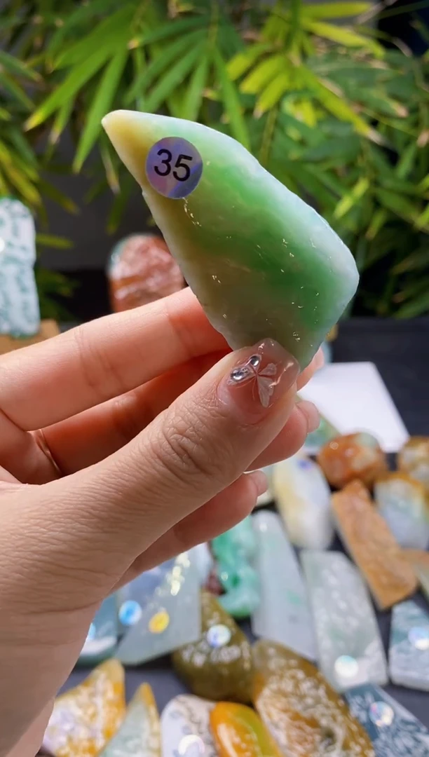 【闪购商品】定制翡翠未镶嵌翡翠