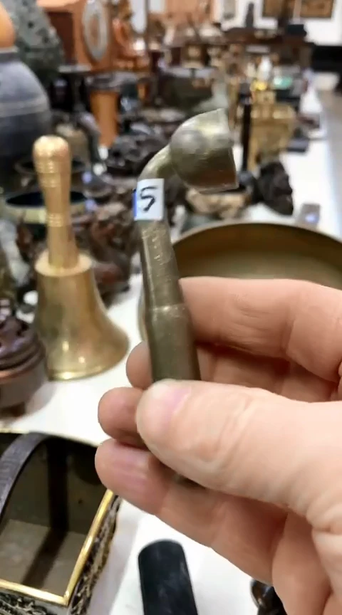 【闪购商品】一物一拍编号5锅头