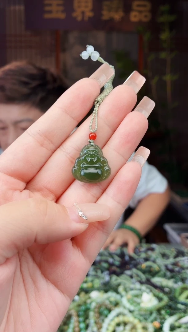 和田玉未镶嵌颈饰拍一发一