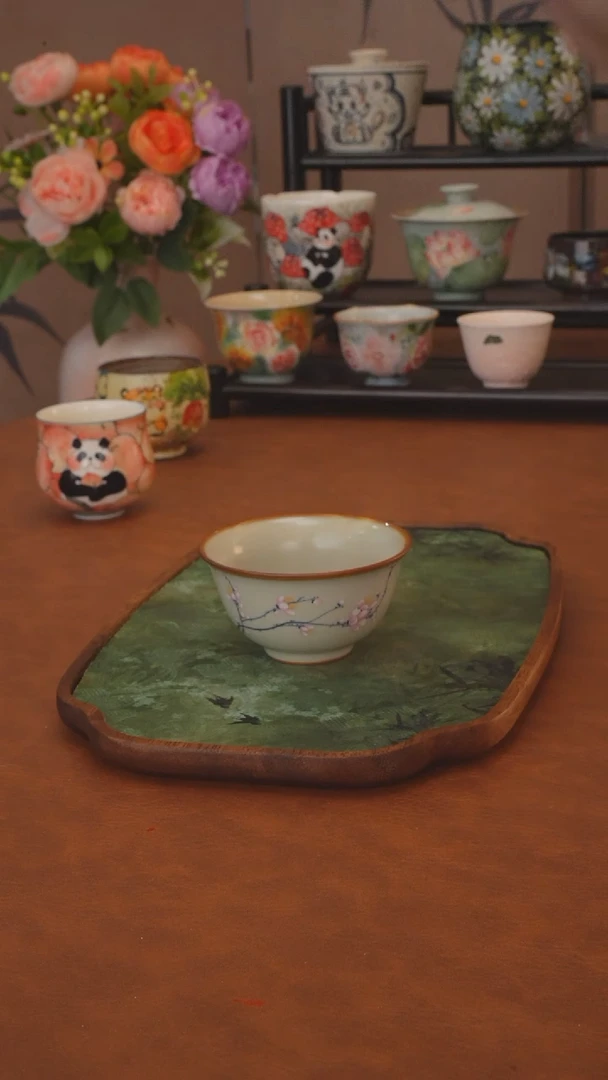 福利品 梅花撇口杯 带开片