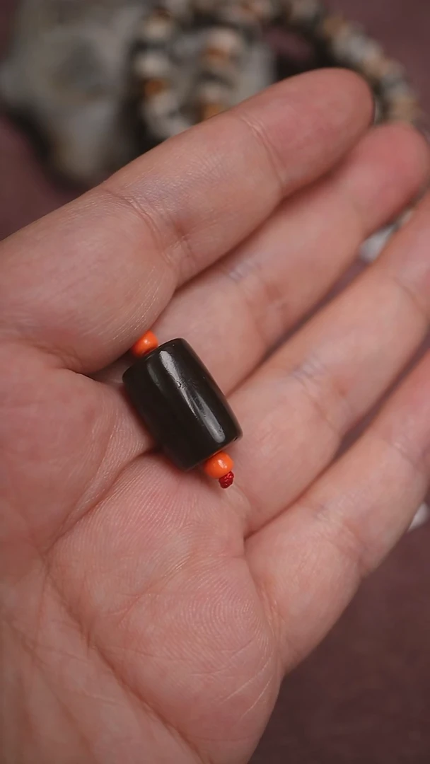 未镶嵌颈饰玛瑙/玉髓牛***肉蚀花玛瑙珠定制编绳