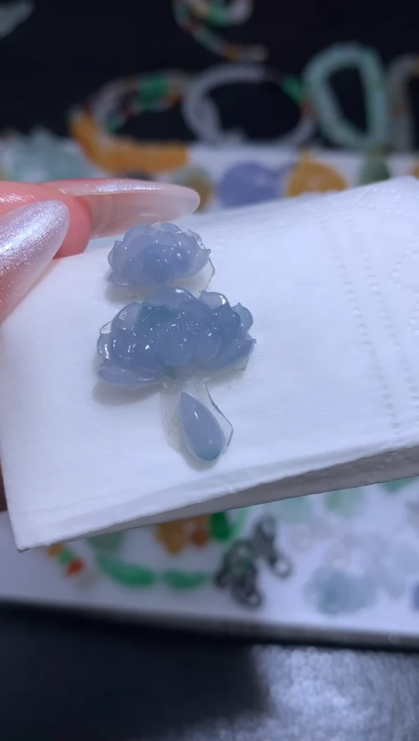 未镶嵌定制翡翠莲花