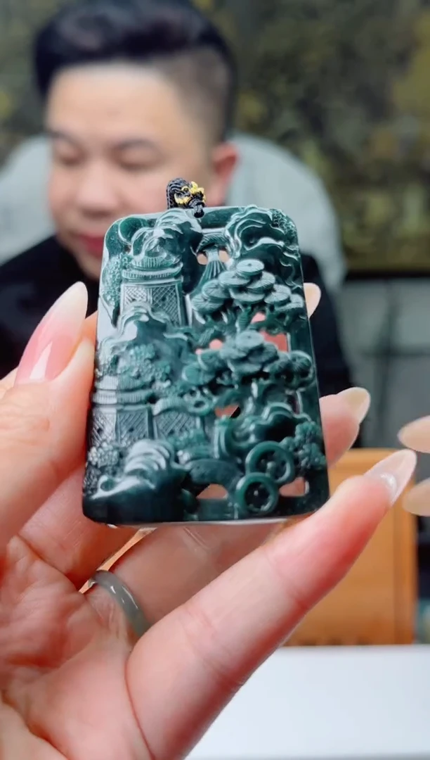 【闪购商品】翡翠颈饰未镶嵌11111111