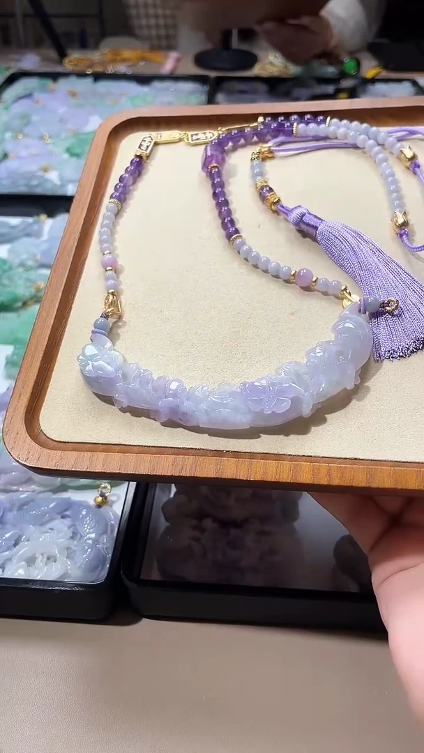 【闪购商品】翡翠颈饰未镶嵌吊坠