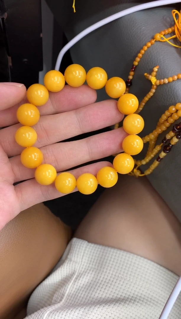 未镶嵌蜜蜡裸石手串
