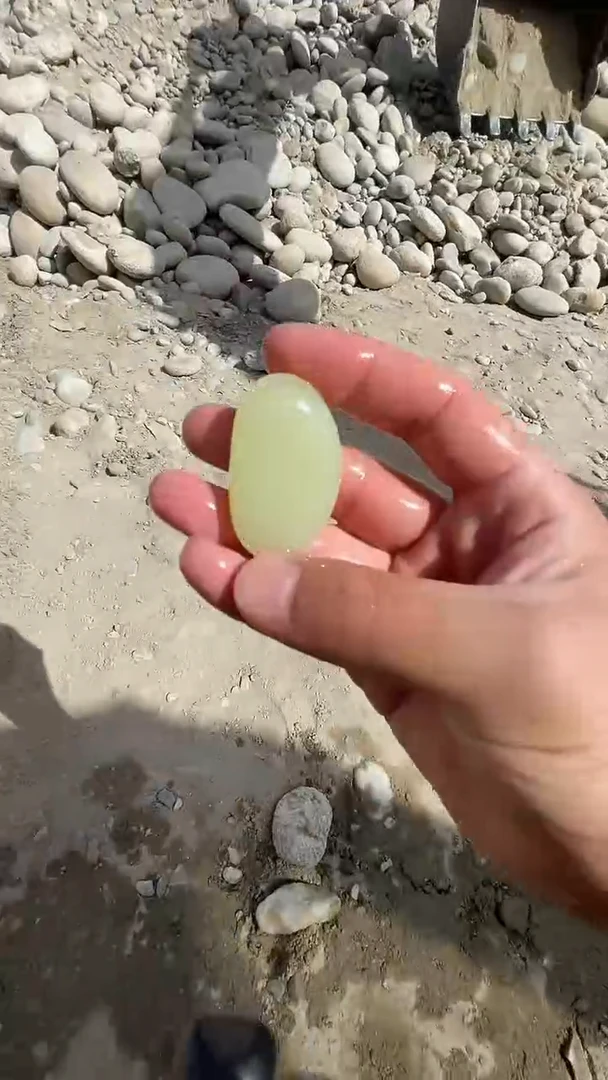 颈饰未镶嵌和田玉003