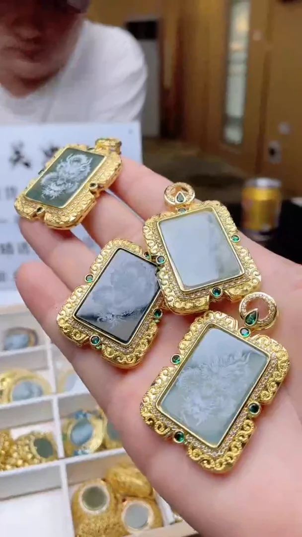 翡翠未镶嵌颈饰多样性发货（只发一件）x6