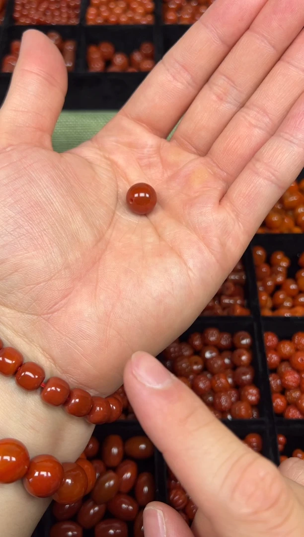 未镶嵌圆珠南红玛瑙圆珠12 一颗装