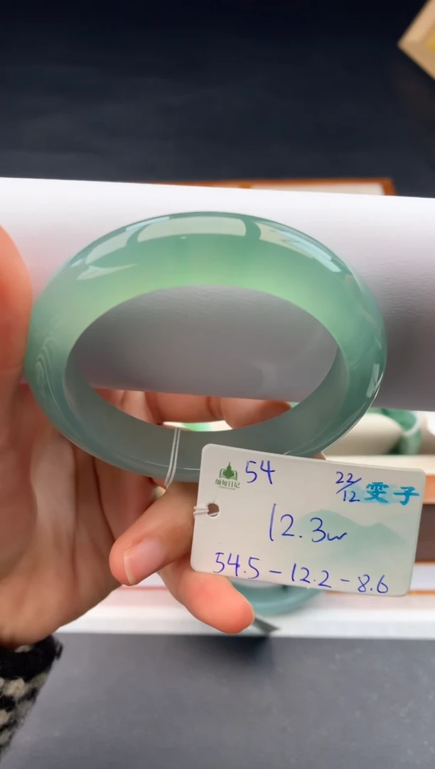 未镶嵌手镯翡翠翡翠自带#送人#，假一赔三