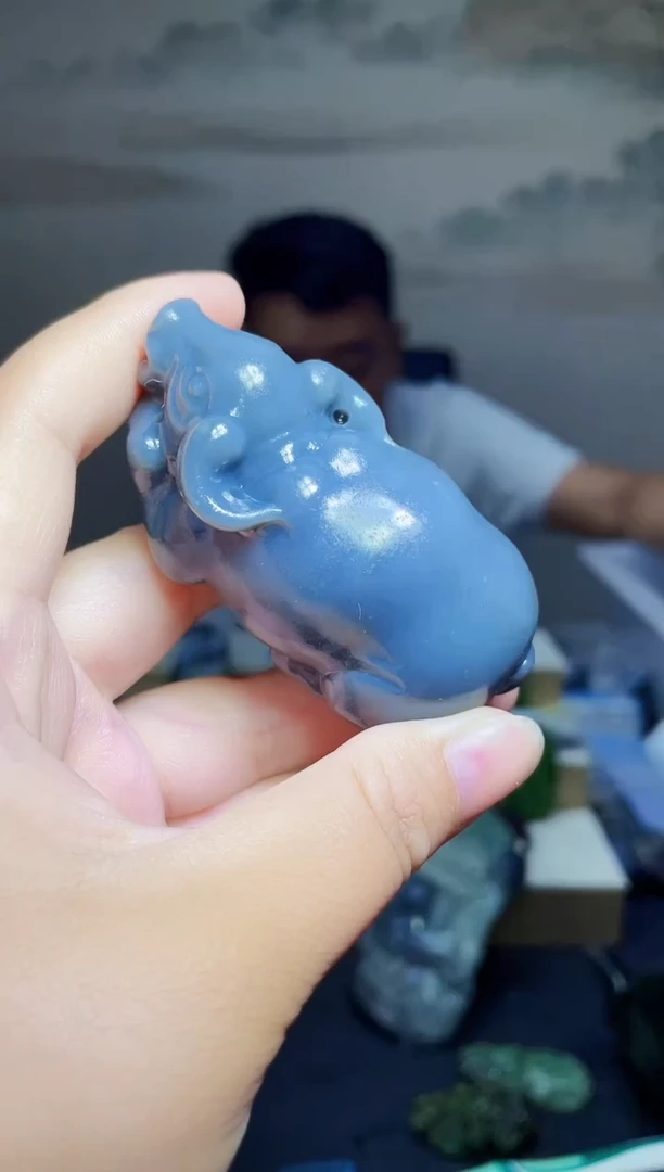 和田玉未镶嵌颈饰1