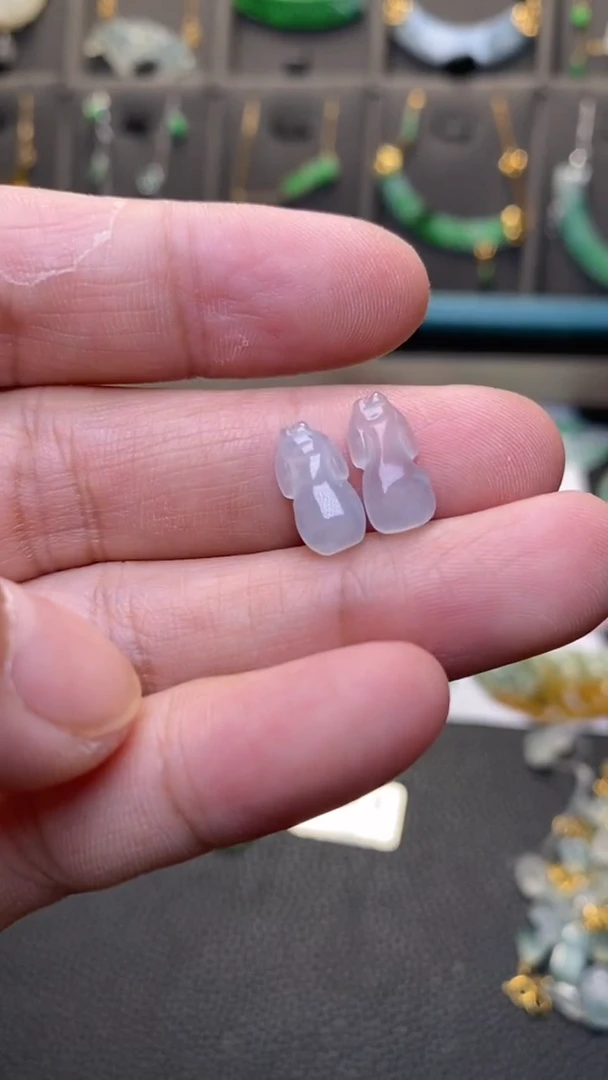 翡翠未镶嵌颈饰净货39597