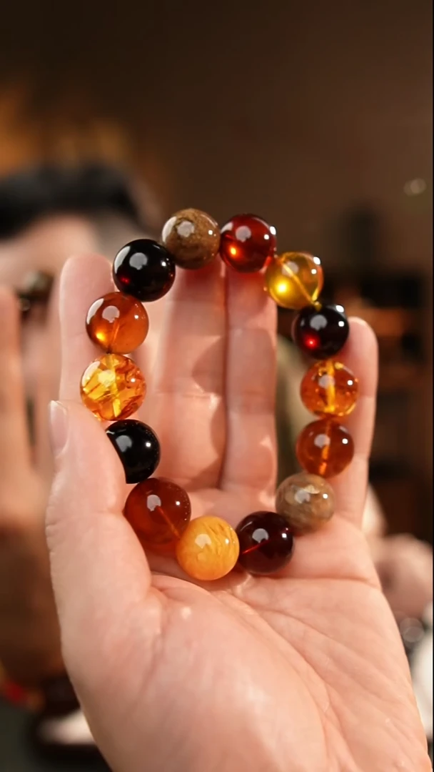 琥珀颈饰未镶嵌16+多宝手串