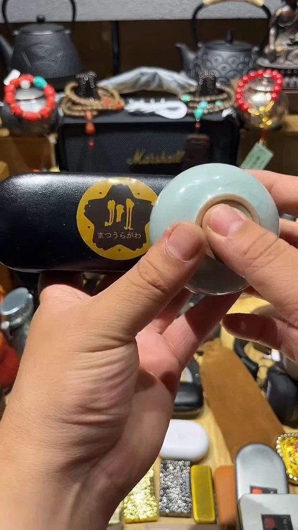 瓷片闪购商品 如图所示