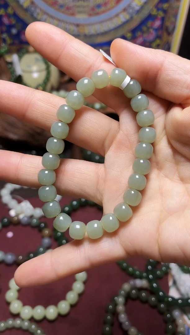 未镶嵌手链和田玉8mm且末蓝老型珠