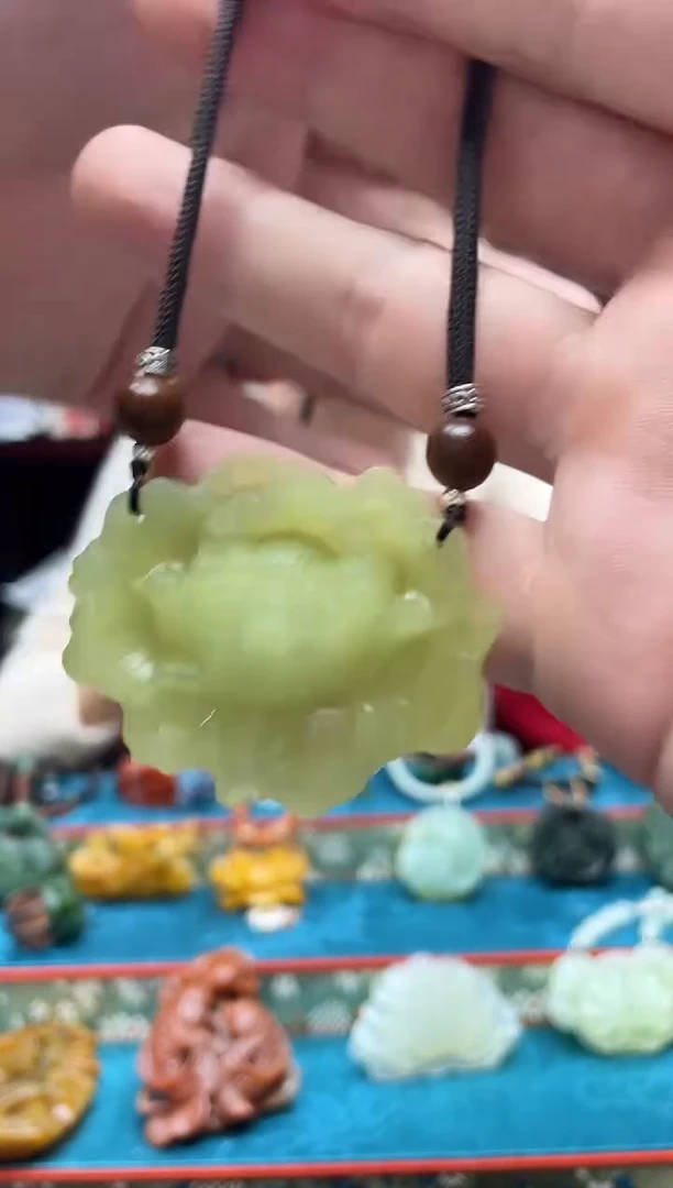 未镶嵌岫玉吊坠多样性发*货拍一发一