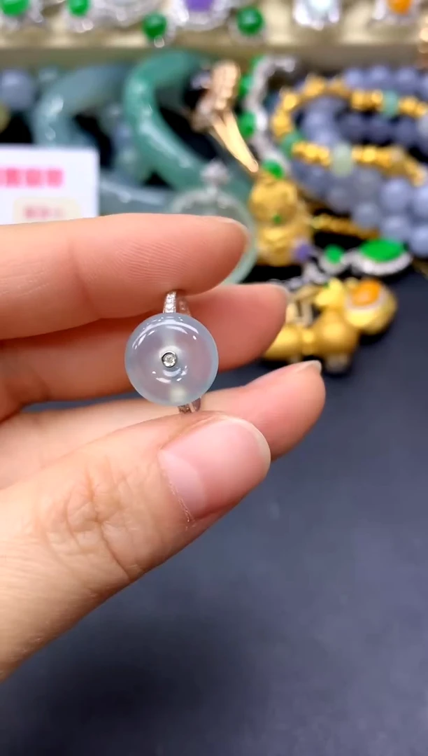 18K金镶嵌戒指翡翠249-中国好珍宝