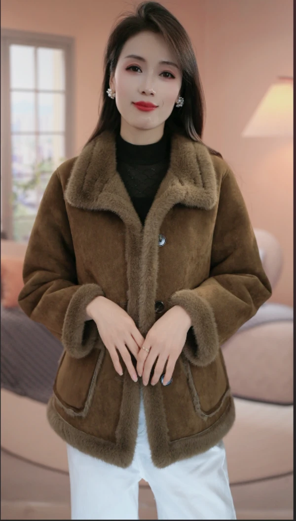 2025冬季新款百搭保暖女装翻领加绒加厚外套女