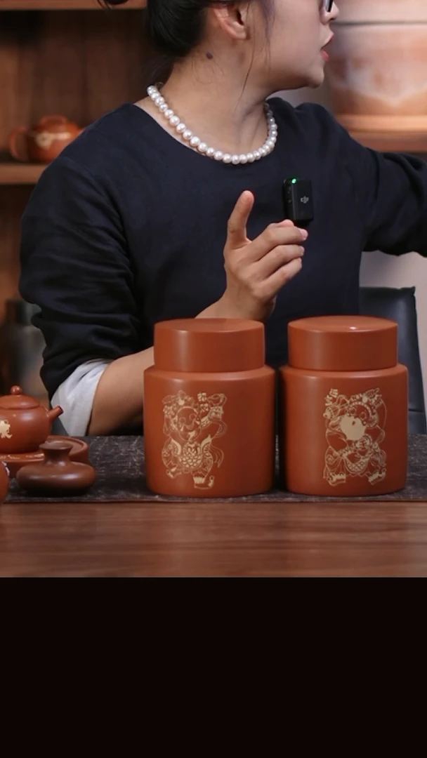 二生陶作微瑕招财进宝罐一对