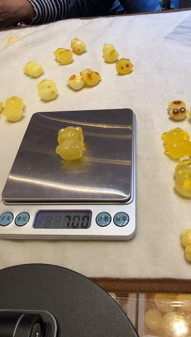 裸石蜜蜡未镶嵌定99总  g总610