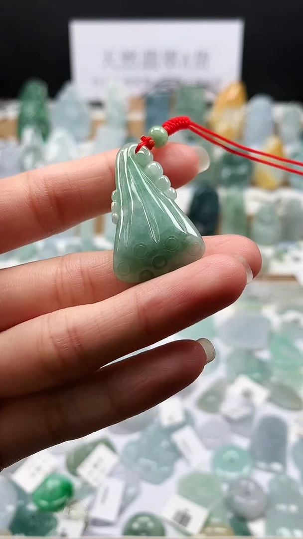 吊坠(不含链)未镶嵌翡翠66莲蓬