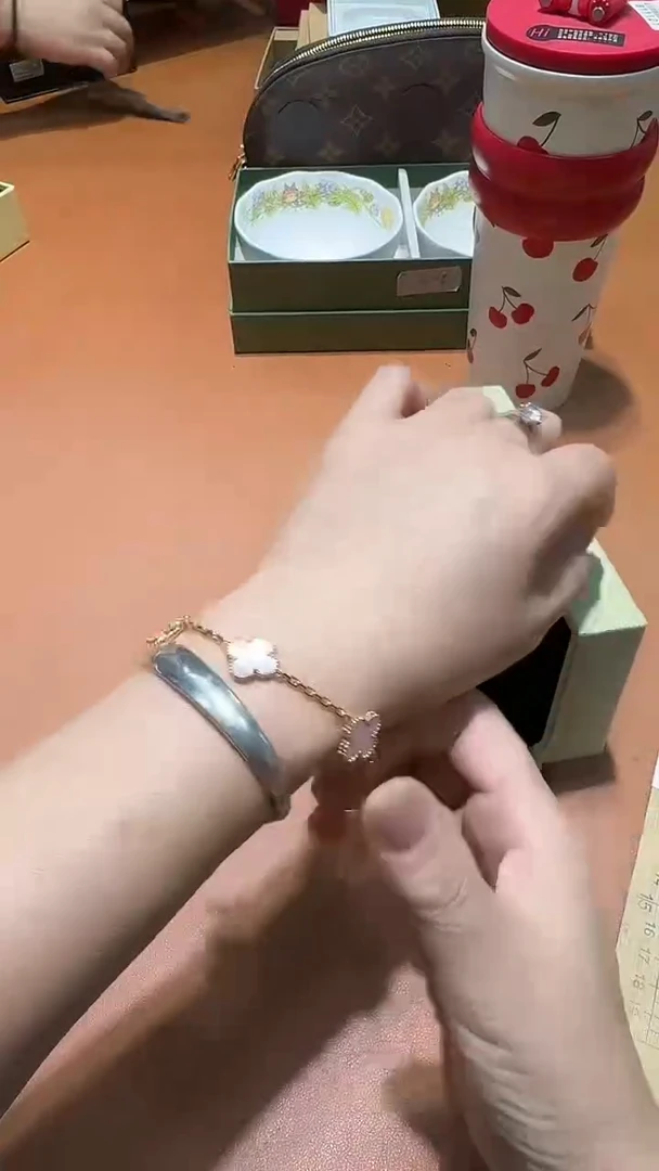瓷片全场正品   一件不留@@1