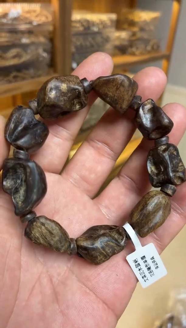 沉香手串 文莱随型单圈沉水留疤多样性发其一