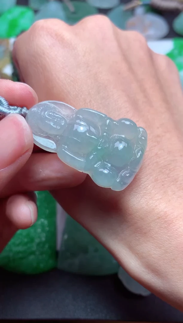 【闪购商品】翡翠颈饰未镶嵌天然翡翠