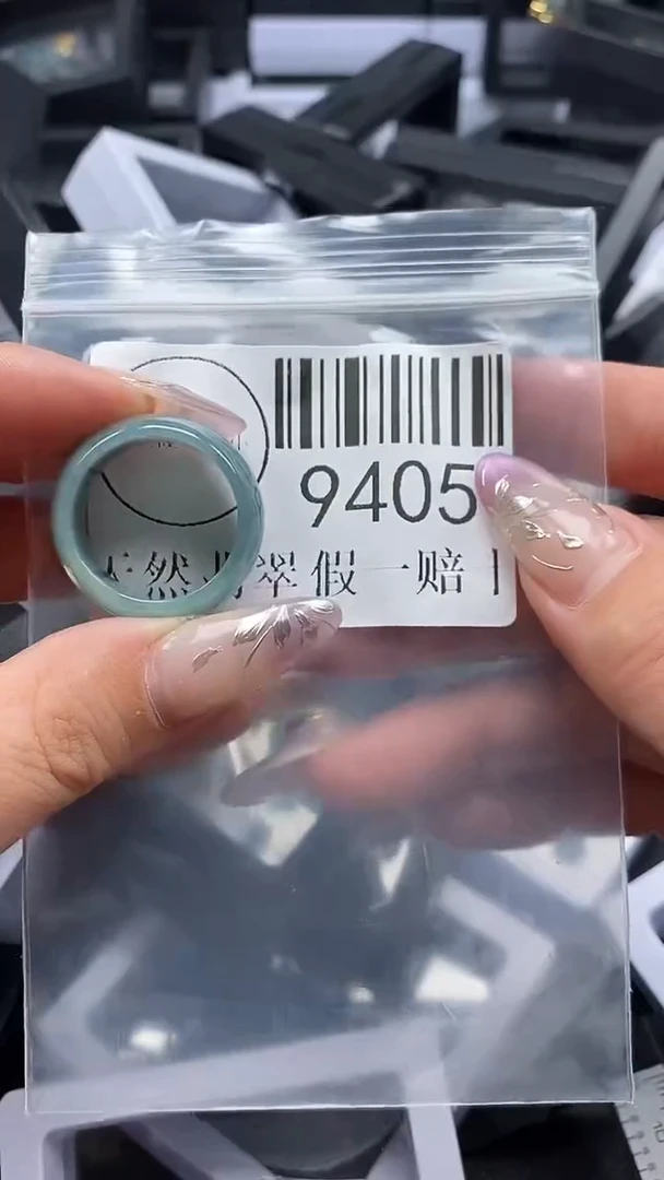 吊坠(不含链)未镶嵌翡翠9405
