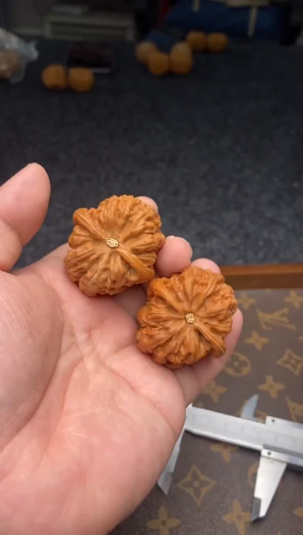 把件文玩核桃B279号42尺粗筋