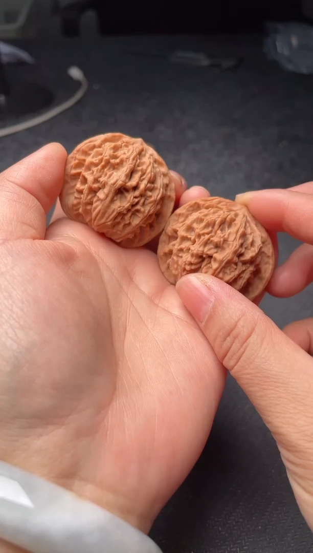 把件文玩核桃w30  盘龙纹42尺