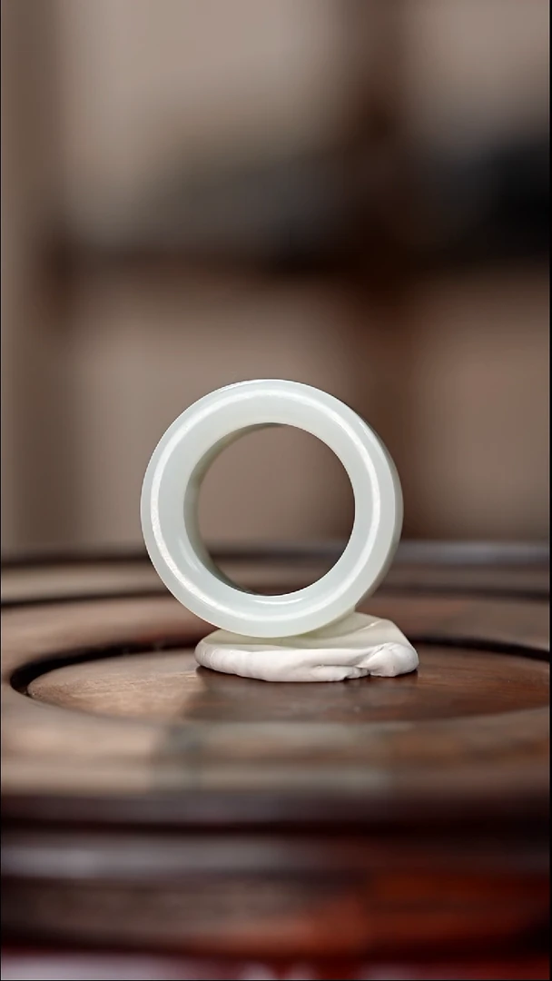 未镶嵌和田玉挂件和田玉