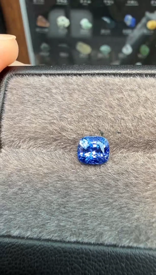 裸石蓝宝石矢车菊2ct-A561-1p