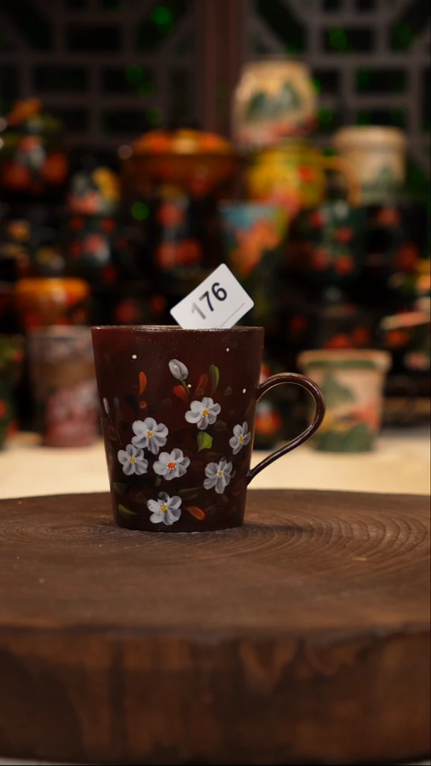 油画   手绘釉下彩杯子176