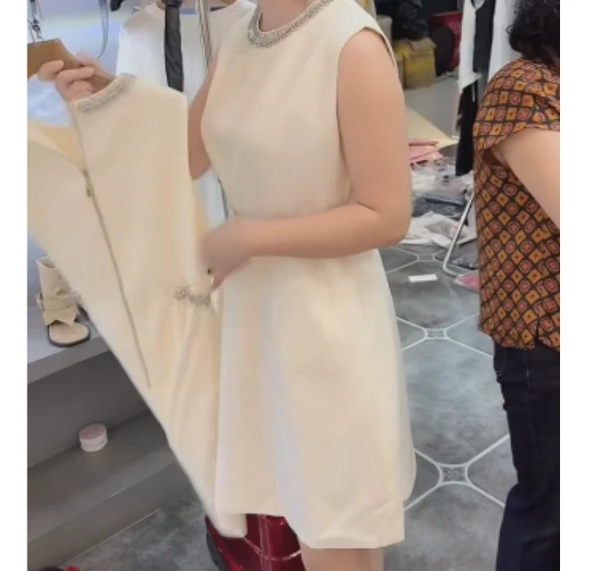 2025夏季时尚潮流百搭精品女装叶3iiiIS