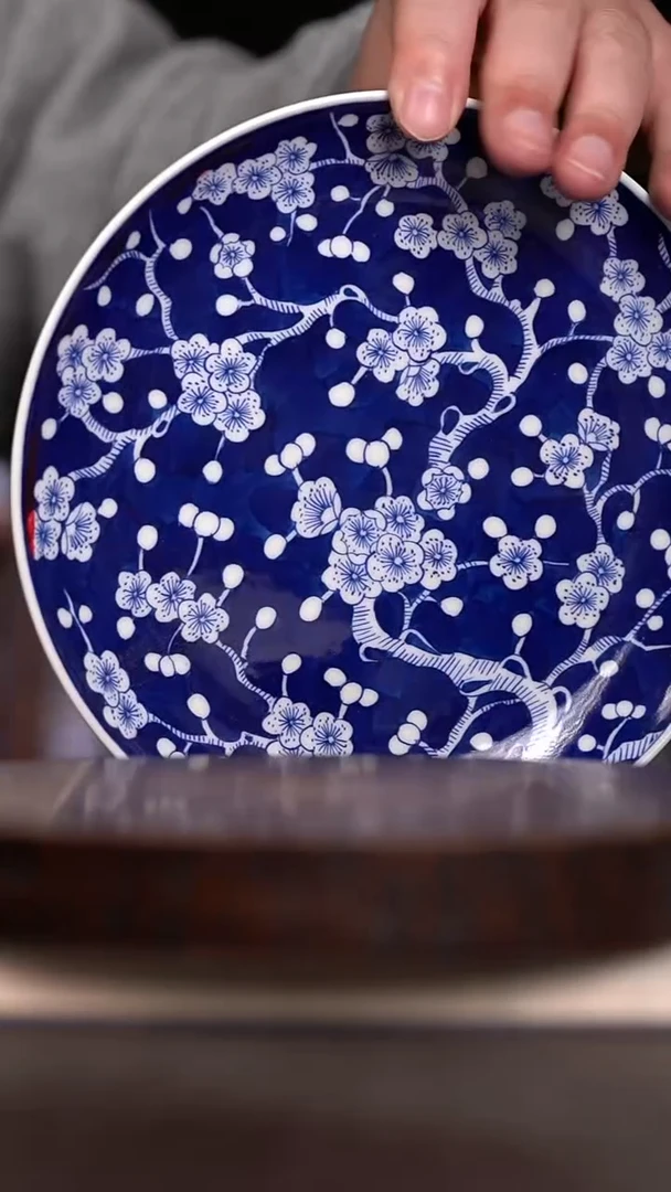 微瑕福利 现代瓷壶承暇